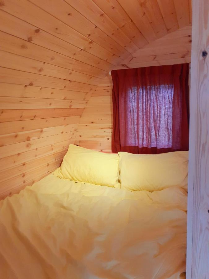 The Sleepy Crofter Glamping - Achiltibuie Hotel Екстериор снимка